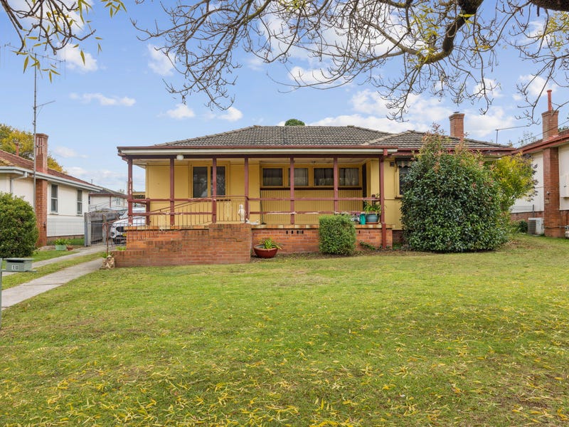 10 Chisholm Street, Goulburn, NSW 2580 House for Sale