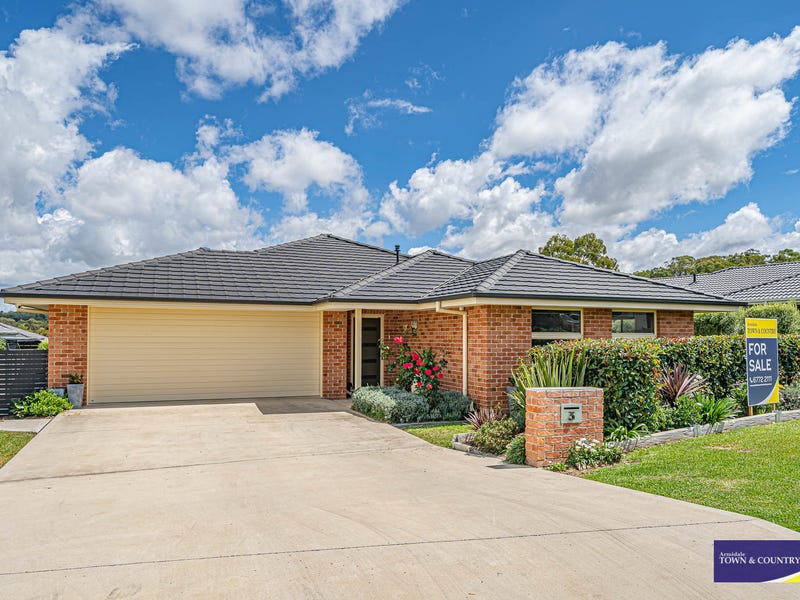 3 Beatrice Close Armidale NSW 2350 realestate .au