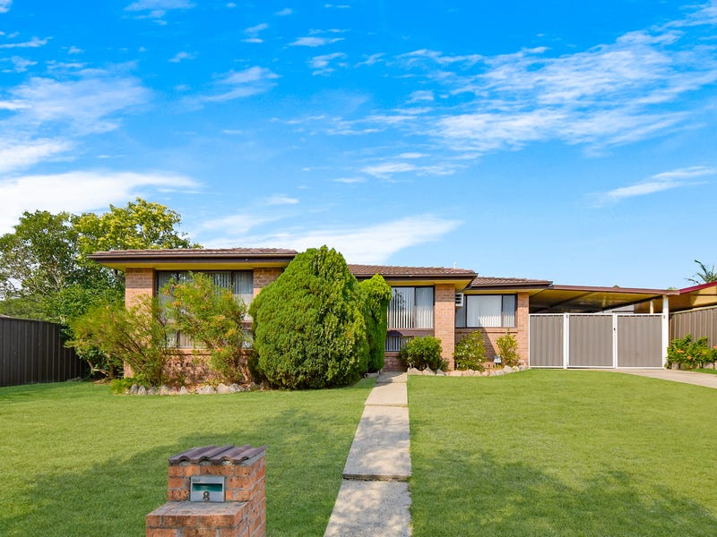8 Warburton Cres, Werrington County, NSW 2747