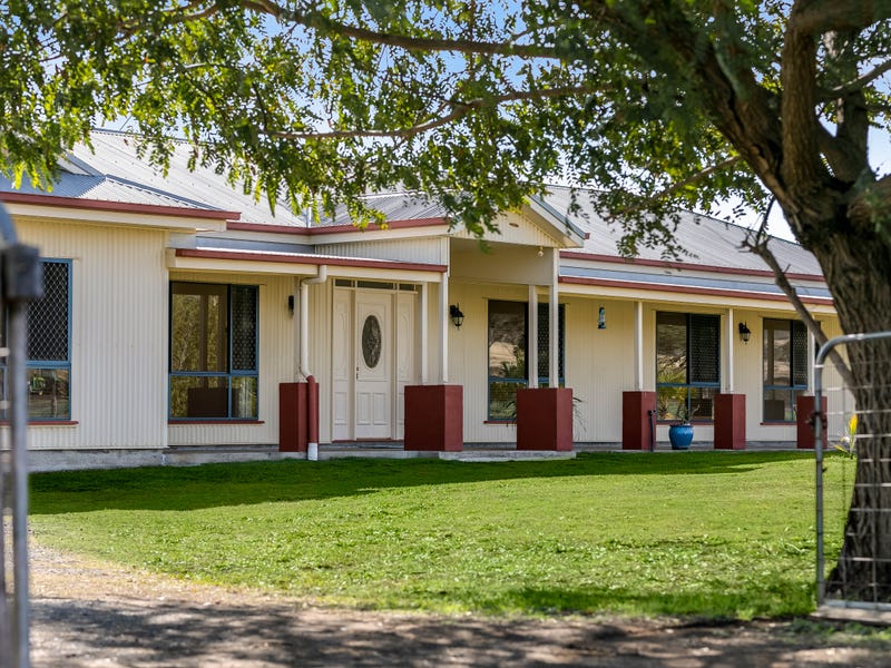 191 East Paulsens Road, Gowrie Junction, QLD 4352