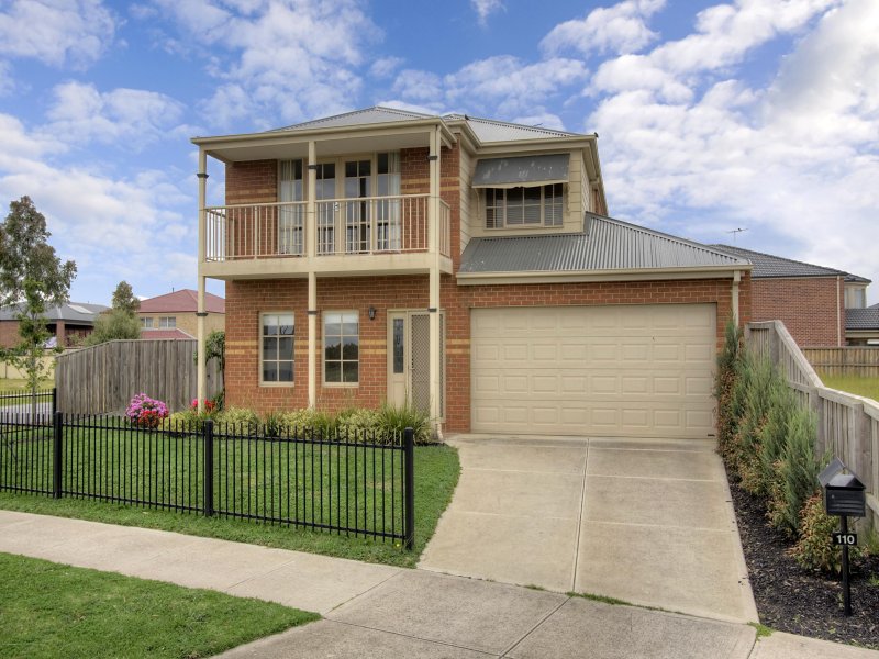 110 Lakeview Boulevard, Keysborough, Vic 3173 Property Details