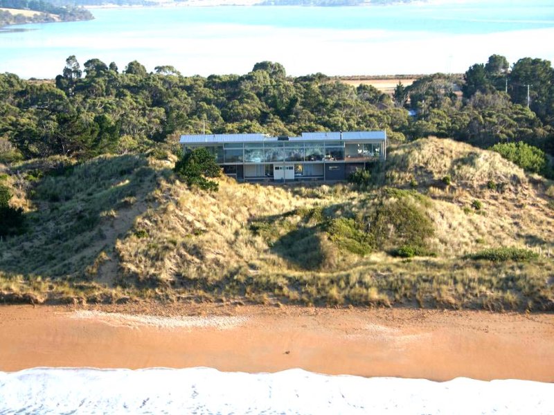 128 Bicheno Street, Clifton Beach, TAS 7020
