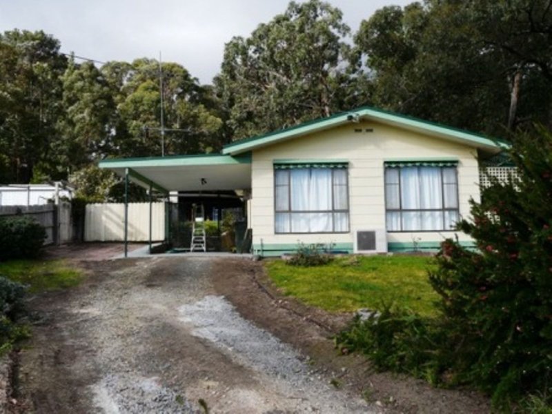 11 Hazelwood Street, Trafalgar East, VIC 3824 11 Hazelwood Street, Trafalgar East, VIC 3824