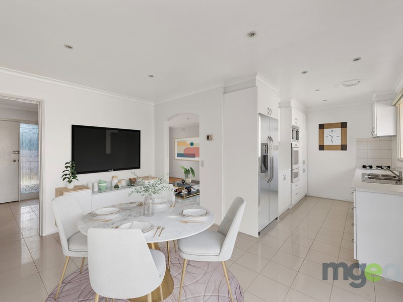 189 Seaford Road (Corner Barry Street), Seaford, Vic 3198 House for