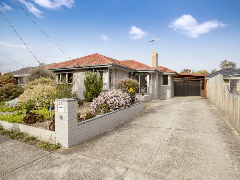 51 Rosslyn Avenue, Seaford, VIC 3198