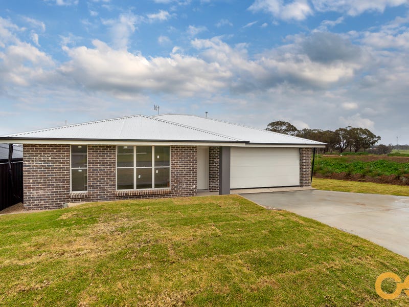 29 Buckland Drive, Orange, NSW 2800 Property Details