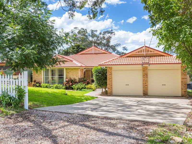 74 Huntley Grange Road, Springwood, NSW 2777 Property Details