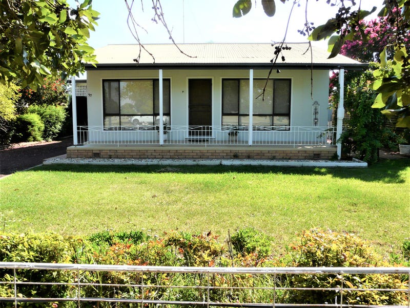 57 Tongs Street, Finley, NSW 2713