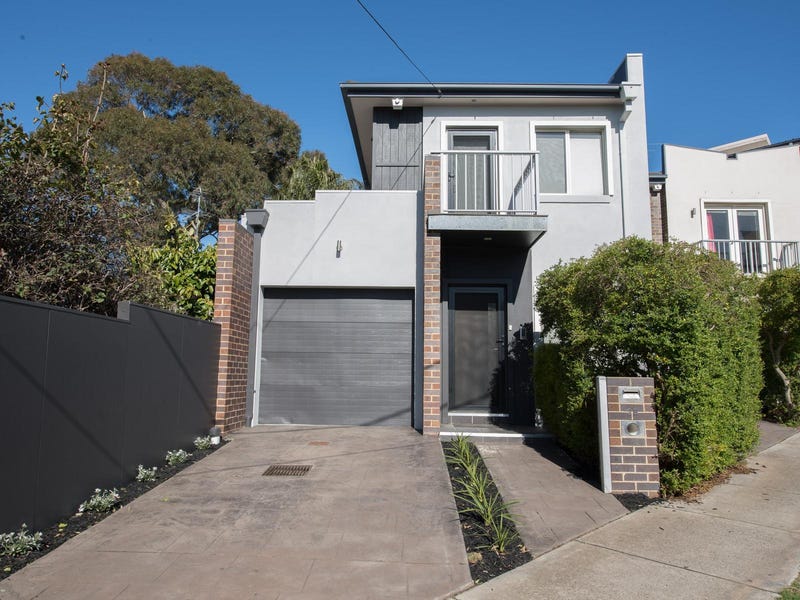 2b Hesleden Street Essendon Vic 3040 Realestate Com Au