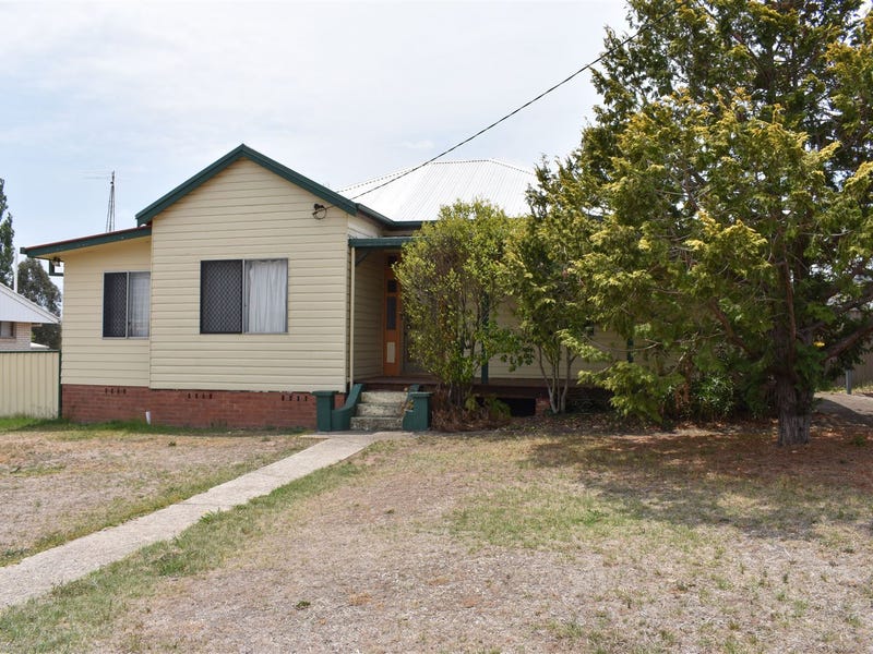 102 Martin Street, Tenterfield, NSW 2372 House for Sale realestate