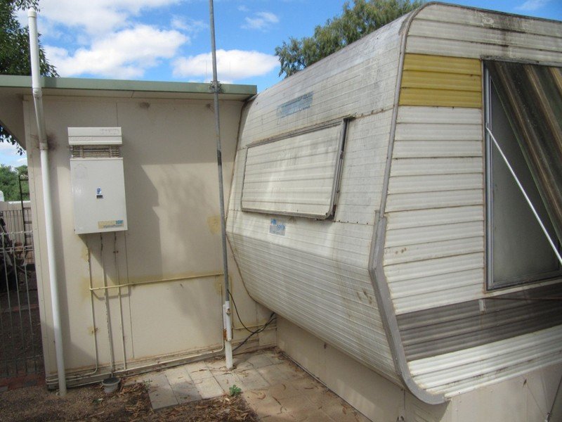 12 North Beach Caravan Park, Wallaroo, SA 5556 Property Details