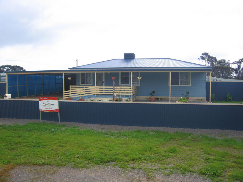 36 Victoria Street, Yorketown, SA 5576 Property Details