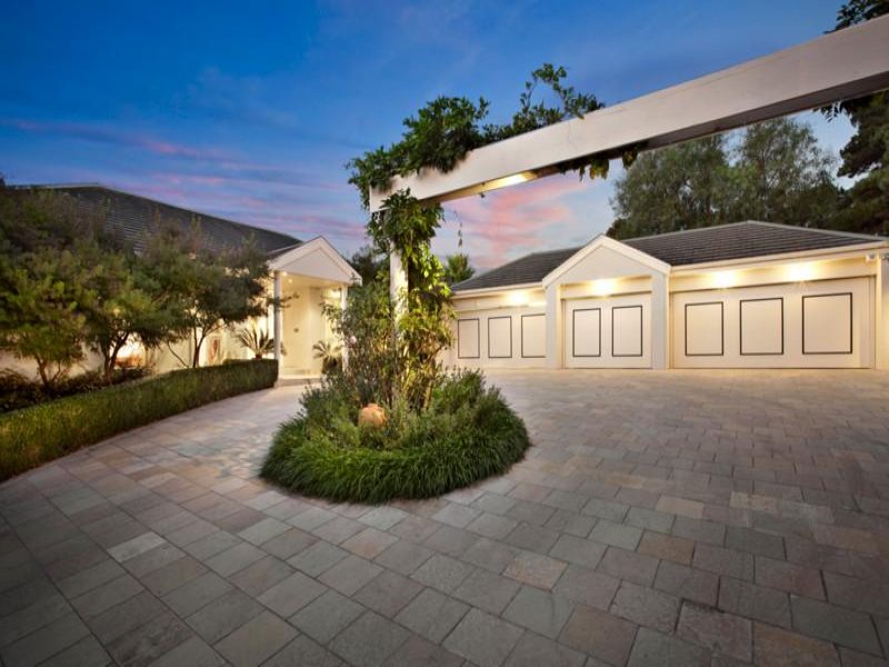 68 sters Road, Templestowe, Vic 3106 Property Details