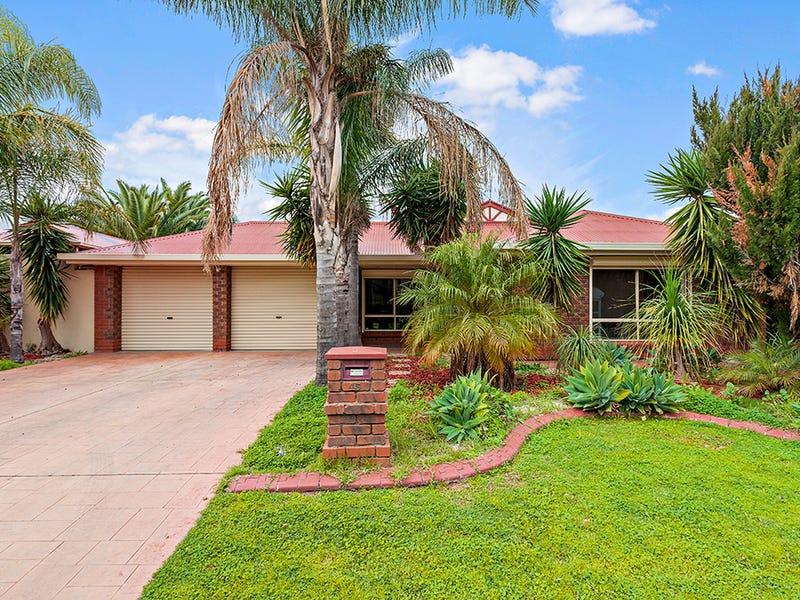 Houses for Sale in Parafield Gardens, SA 5107