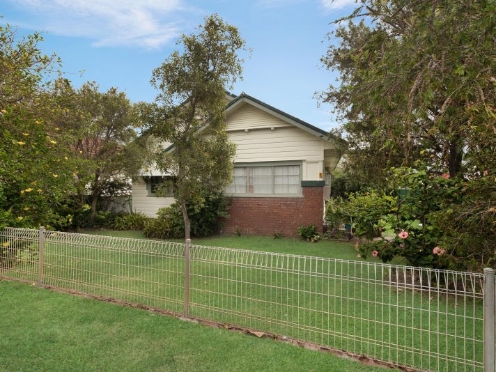 35 Dunbar Street, Stockton, NSW 2295 Property Details