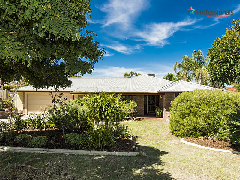 14 Lofty Court, Woodvale, WA 6026 - Property Details