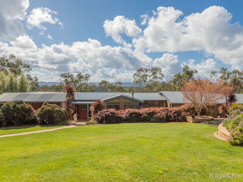 1 Brennan Avenue, Beaconsfield Upper, VIC 3808