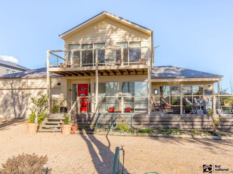 160 Bay Road, Eagle Point, Vic 3878 House for Sale