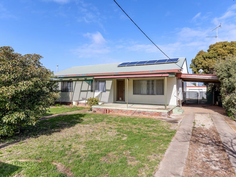 32 Galore Street, Lockhart, NSW 2656