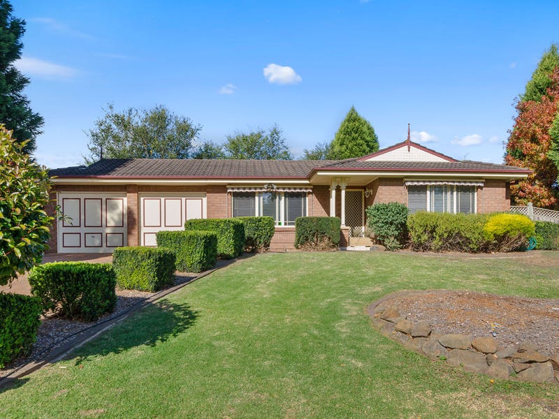 7 Linden Way, Bowral, NSW 2576 Property Details