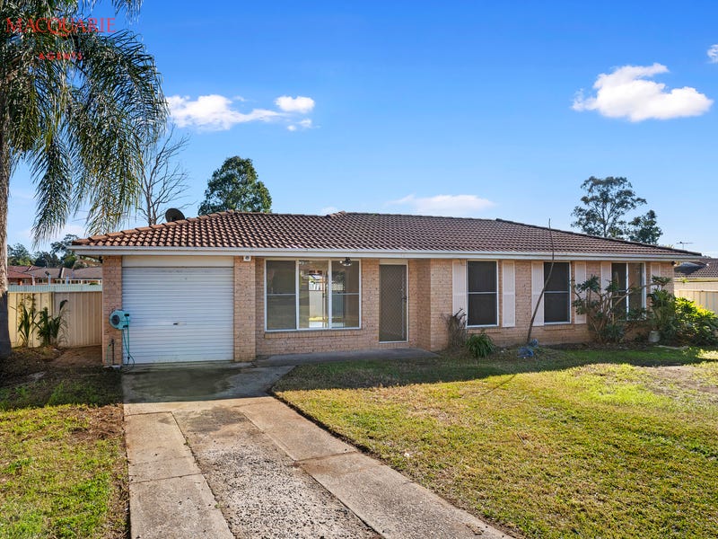 12 Wraysbury Place, Oakhurst, NSW 2761 Property Details