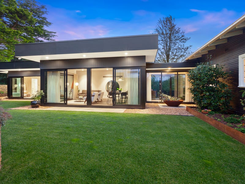 10 Blackheath Street, Leura, NSW 2780 House for Sale