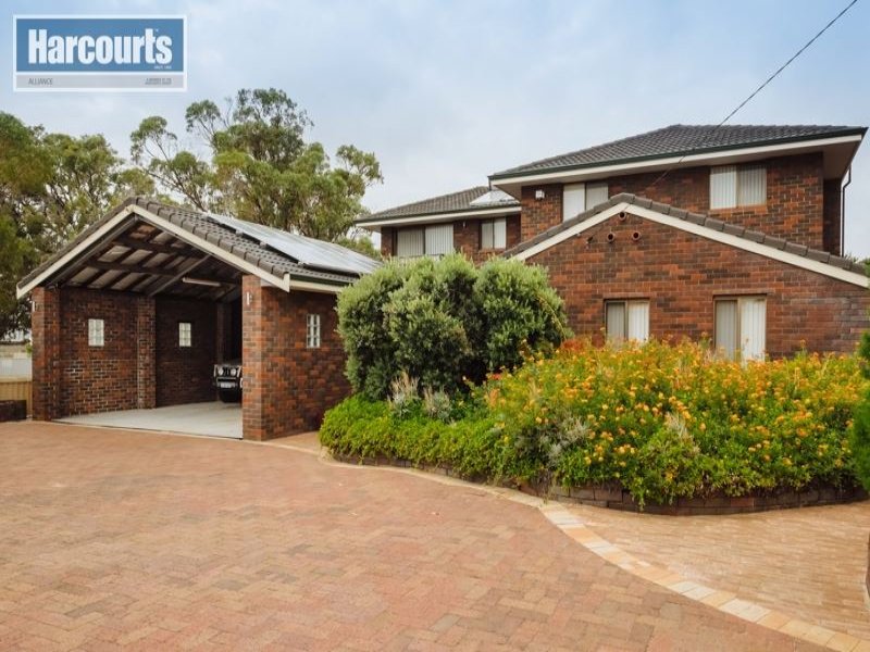 32 Ranford Way, Hillarys, WA 6025 Property Details