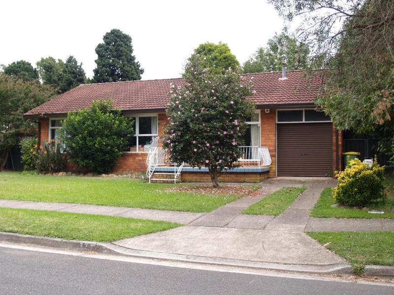 37 Stapley Street, Kingswood, NSW 2747 Property Details