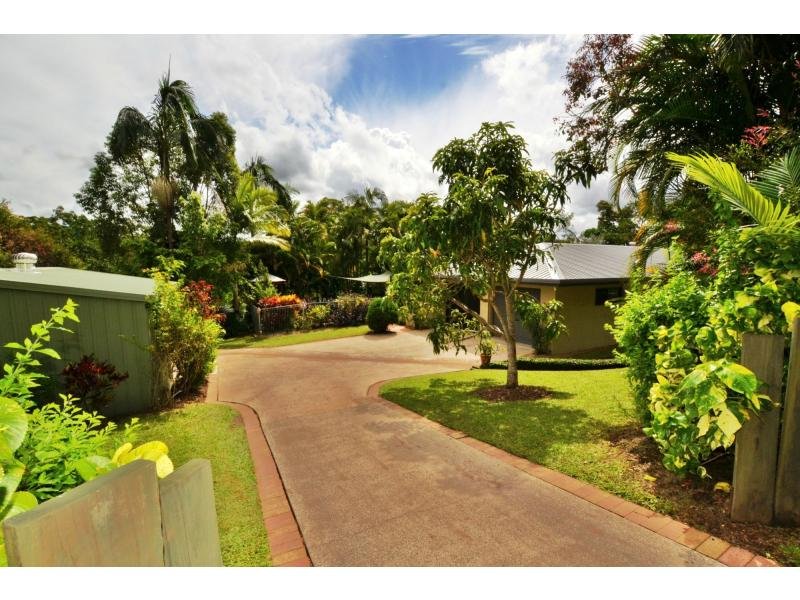 222 Blackall Range Road, West Woombye, QLD 4559