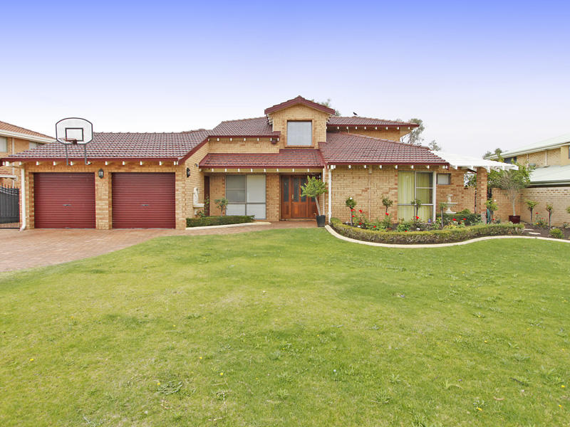 123 Fairway Circle, Connolly, WA 6027 Property Details