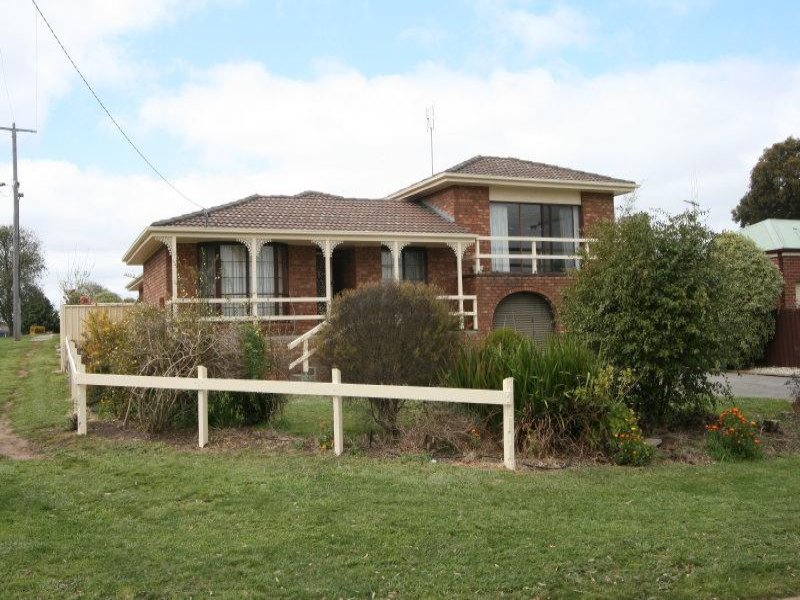 28 Barton Street, VIC 3444