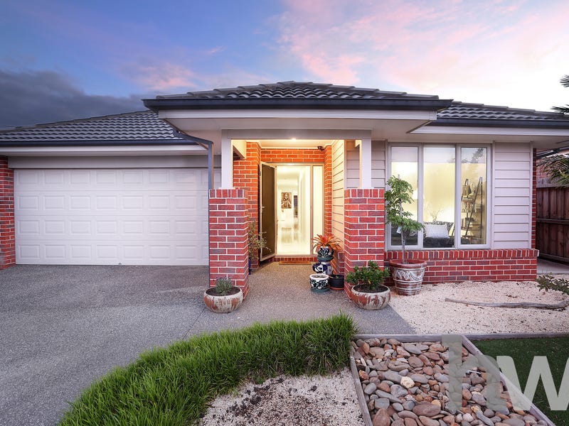 10 Sunshine Avenue, Armstrong Creek, VIC 3217