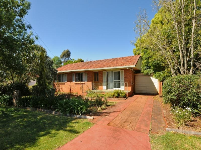 6 Skoien Street, Harristown, Qld 4350 Property Details