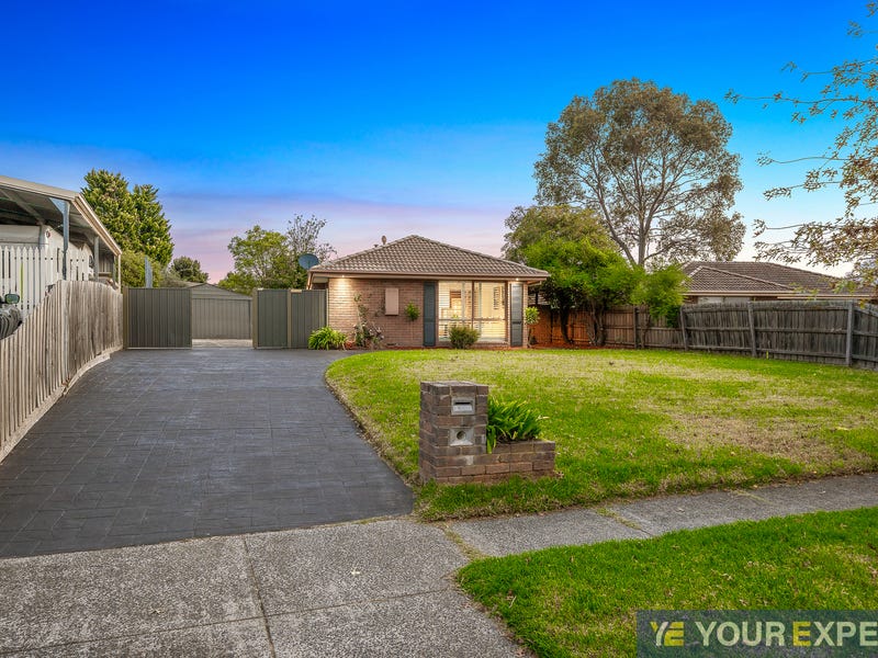 43 Kennington Park Drive, Endeavour Hills, VIC 3802
