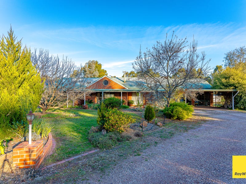 1020 Mcivor Highway, Junortoun, VIC 3551 - realestate.com.au