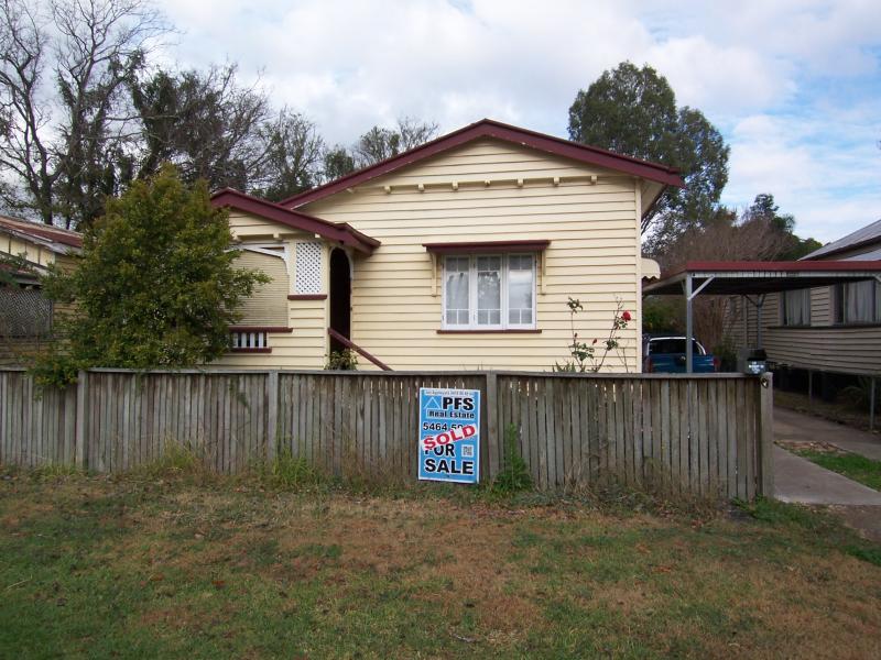 10 Albert Street, Rosewood, Qld 4340 Property Details