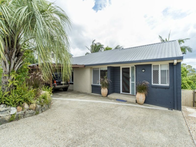 39 Adaminaby Drive, Helensvale, Qld 4212 Property Details