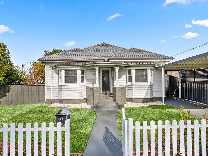 37 Murray Road, East Corrimal, NSW 2518