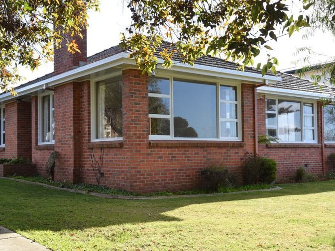 30 Victoria Parade, Devonport, TAS 7310