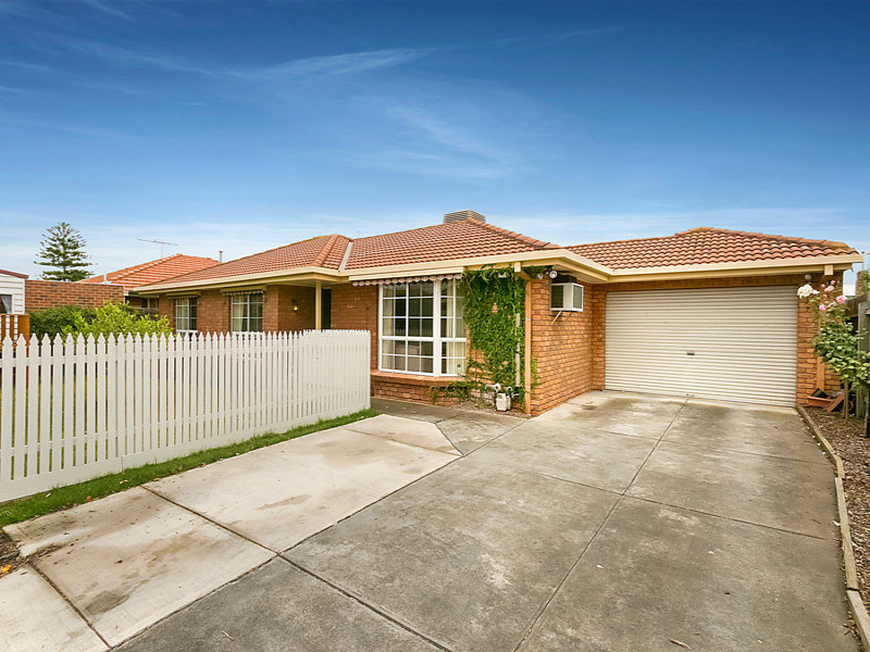 2/7 Gilbertson Street, Essendon, Vic 3040 - Property Details