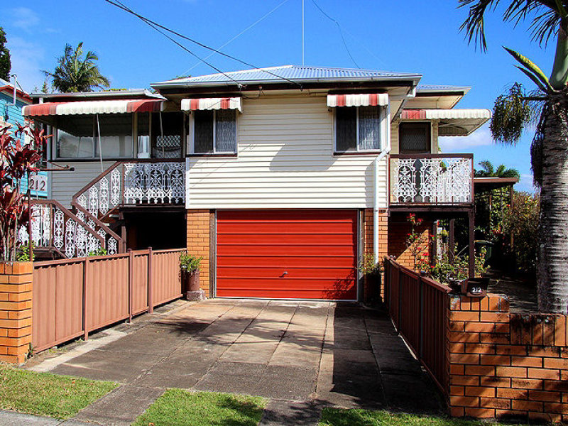 212 Brighton Road, Sandgate, Qld 4017 Property Details