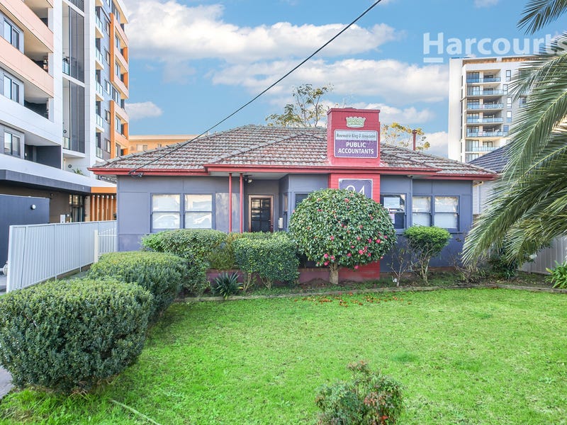 24 Broughton Street, Campbelltown, NSW 2560 House for Sale