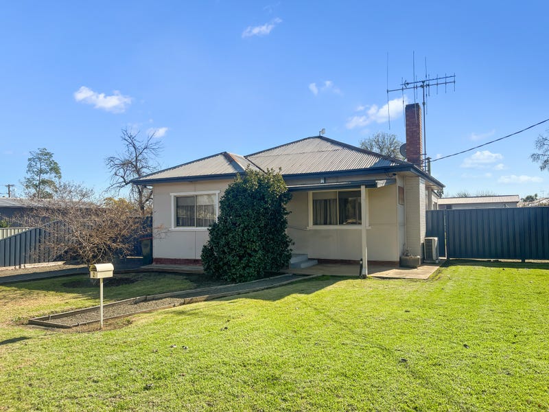 2 Bathurst Street, Forbes, NSW 2871 House for Sale