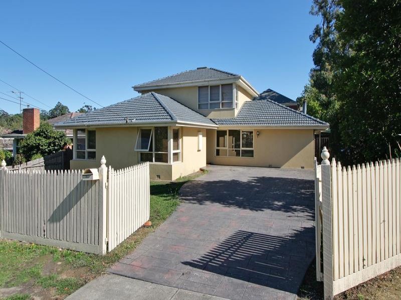 11 Hendra Grove, Ringwood, VIC 3134 - realestate.com.au