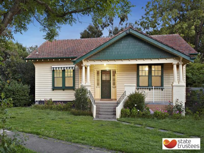 30 Burton Crescent Ivanhoe East Vic 3079 Property Details