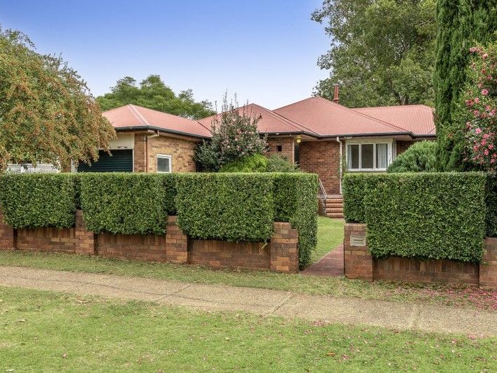 47 Ramsay Street, South Toowoomba, QLD 4350