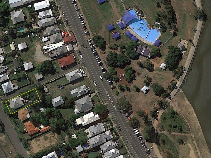 2 Perkins Street, Sandgate, QLD 4017