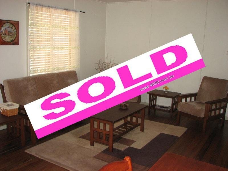 11 Robins Street, Mareeba, Qld 4880 Property Details