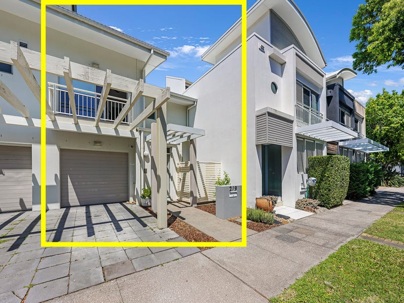 Rental Properties and Real Estate in Burleigh Heads, QLD 4220 (+3 ...