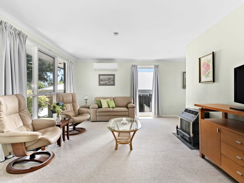 13 Salsola Street, Rivett, ACT 2611 Property Details